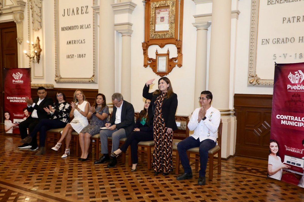 LauraCGT_'s tweet photo. Hoy la Contraloría Municipal presentó el concurso "Por una Capital sin Corrupción". En el @PueblaAyto seguimos impulsando espacios para que las juventudes participen en la construcción de una ciudad más transparente. https://t.co/32YPIlVbHg