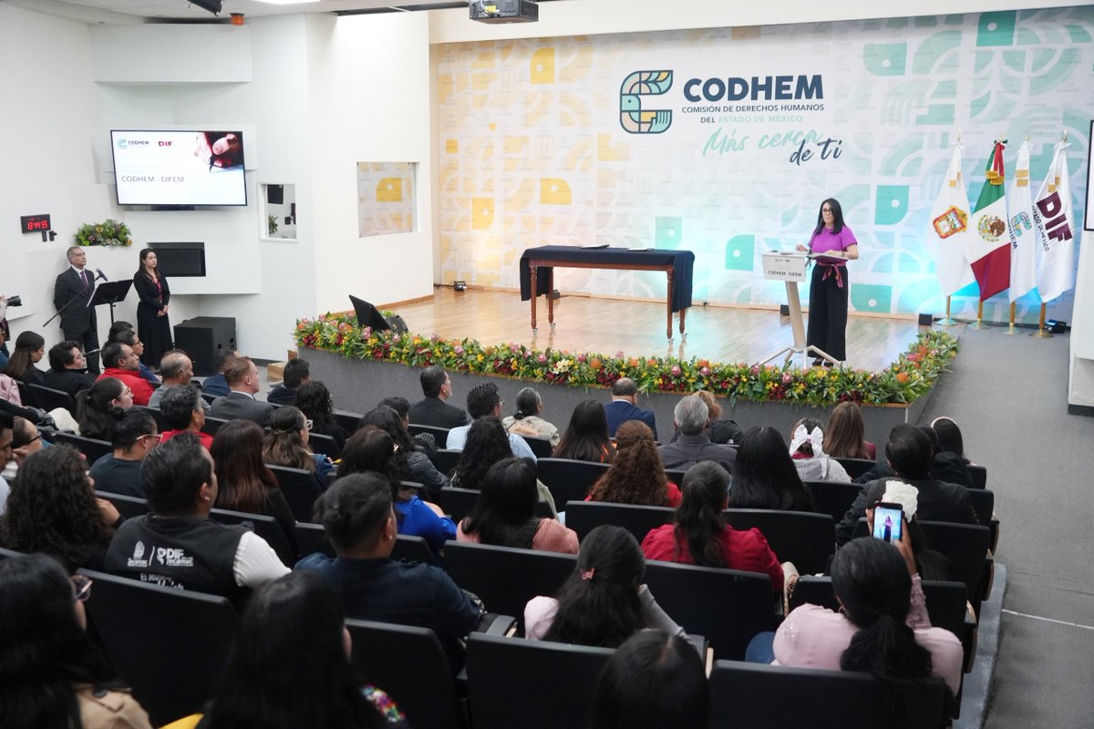 CODHEM's tweet photo. ✍🏼 Hoy firmamos un convenio de colaboración con el @DIFEM_ , sumando capacidades para impulsar la protección y el bienestar de las personas, especialmente de quienes se encuentran en situación de mayor vulnerabilidad.

#MásCercaDeTi https://t.co/cCUCvHsUhc