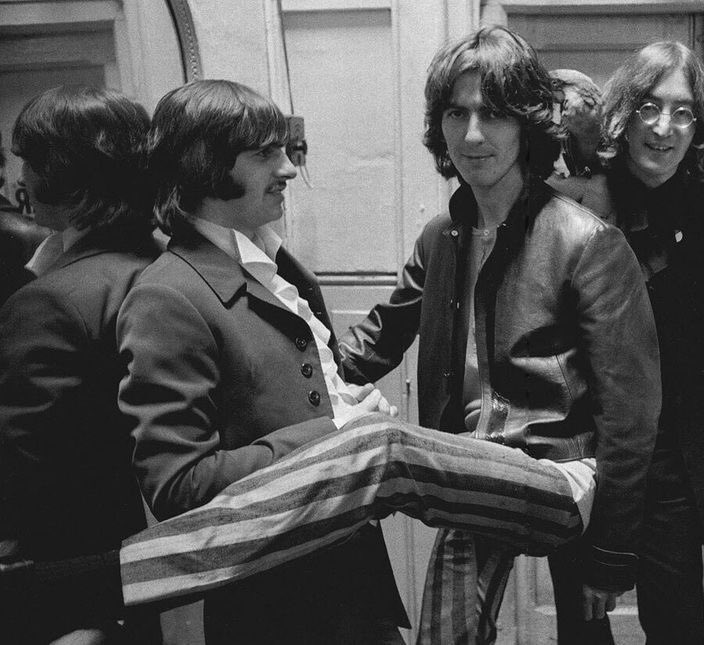 femalecalf's tweet photo. i ship everyone with ringo idgafffuck🤤🤤🤤 https://t.co/4b7X1MbWff