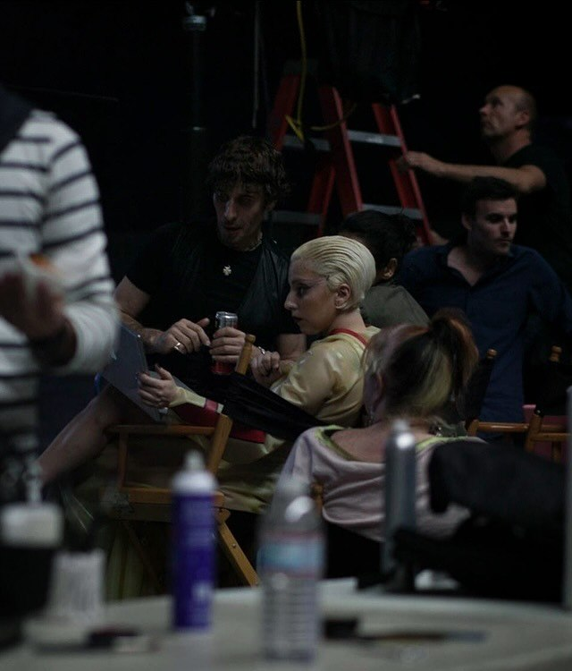 gagasourcelgs's tweet photo. Lady Gaga no set do clipe de "Alejandro" (2010). https://t.co/ia9uuEBwqo