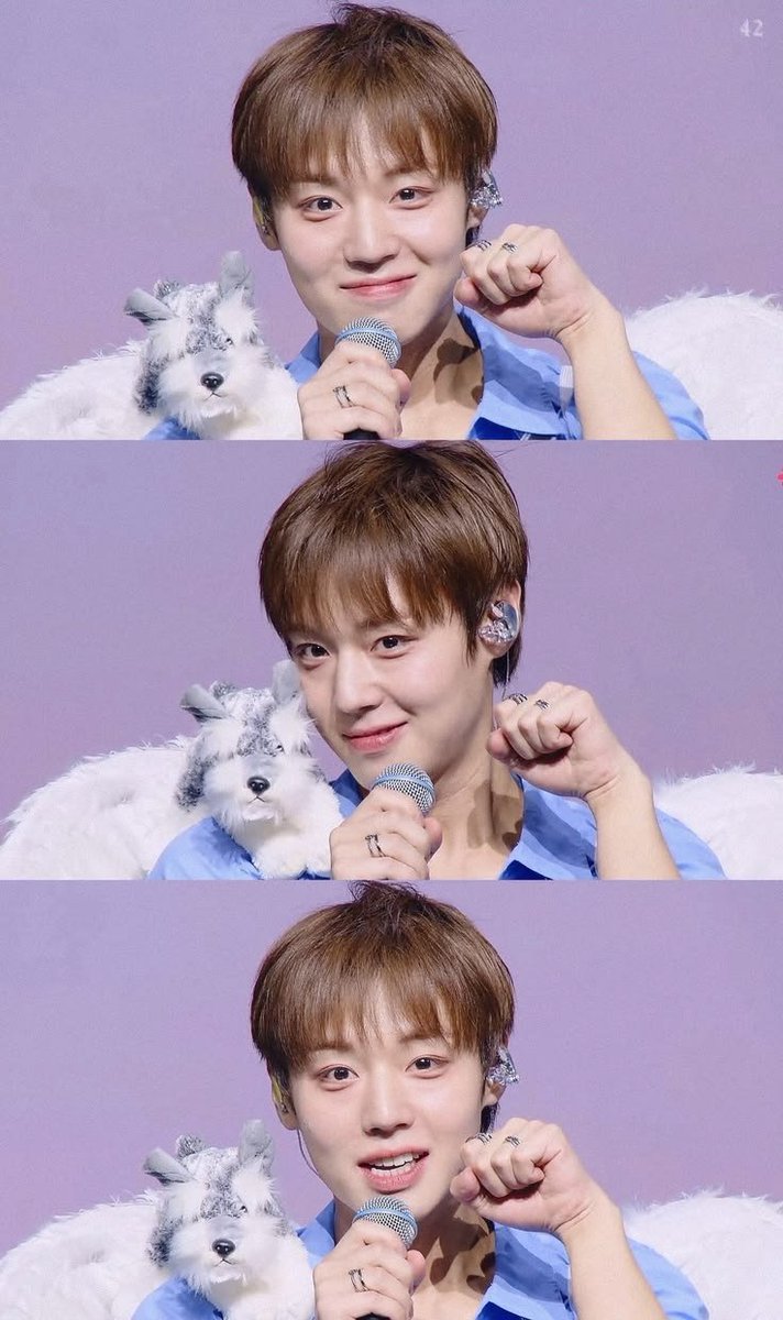 gingyuli144372's tweet photo. 윙모닝!😘 수요일은 소소하게 행복한 하루 되길!💖 https://t.co/9iyUc2vPma