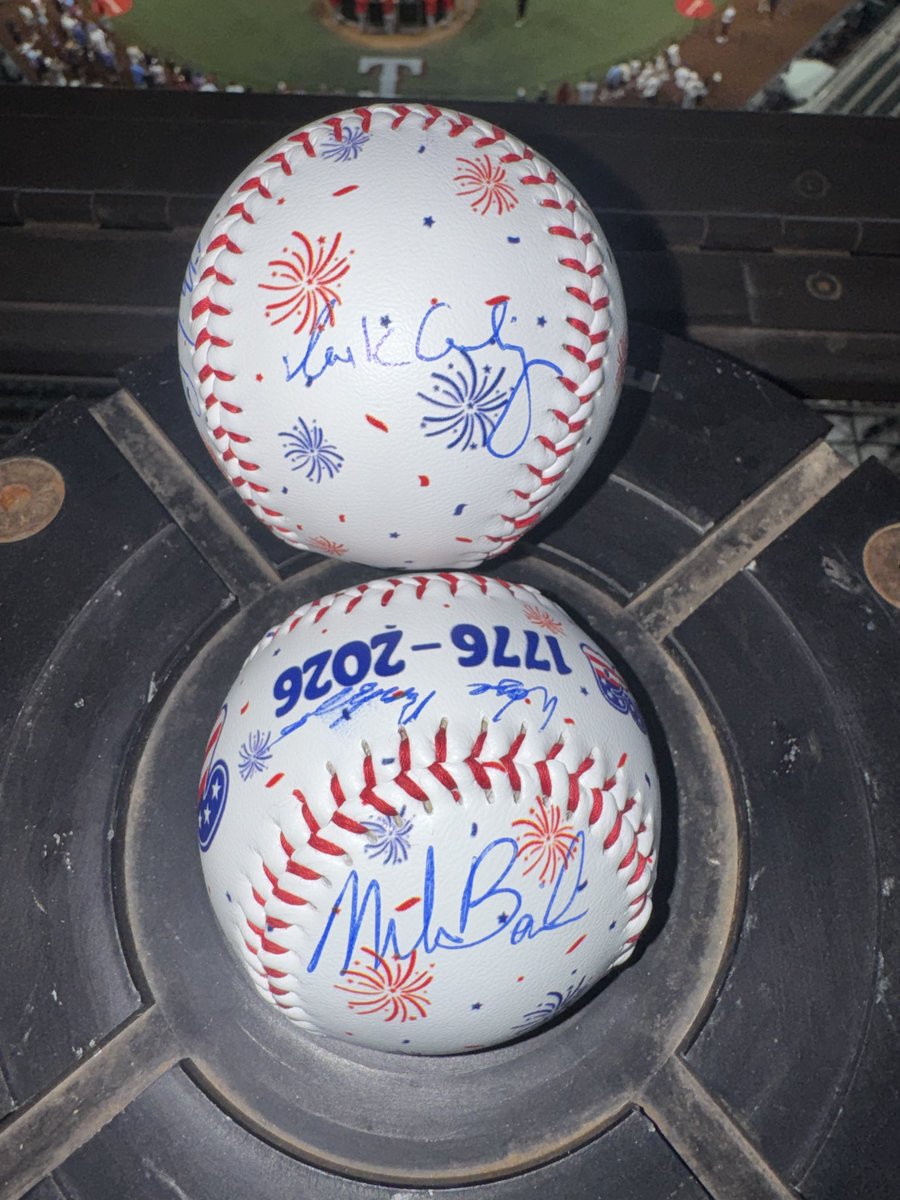 TexasAstro's tweet photo. Giveaway 🇺🇸⚾️❤️!! :
One autographed America 250th Independence Day souvenir baseball is being given away tonight.  Enter “Happy 250th Independence Day USA 🇺🇸!!” In the comments below 👇.
Thank you @Angels media family members for autographing this baseball first!  
All @MLB fans are welcome to join in the celebration happening at @GlobeLifeField today! 🇺🇸❤️⚾️
Enter before midnight. 
One winning entry will be randomly drawn.
Brb, chasing more autographs until game time. 😂.