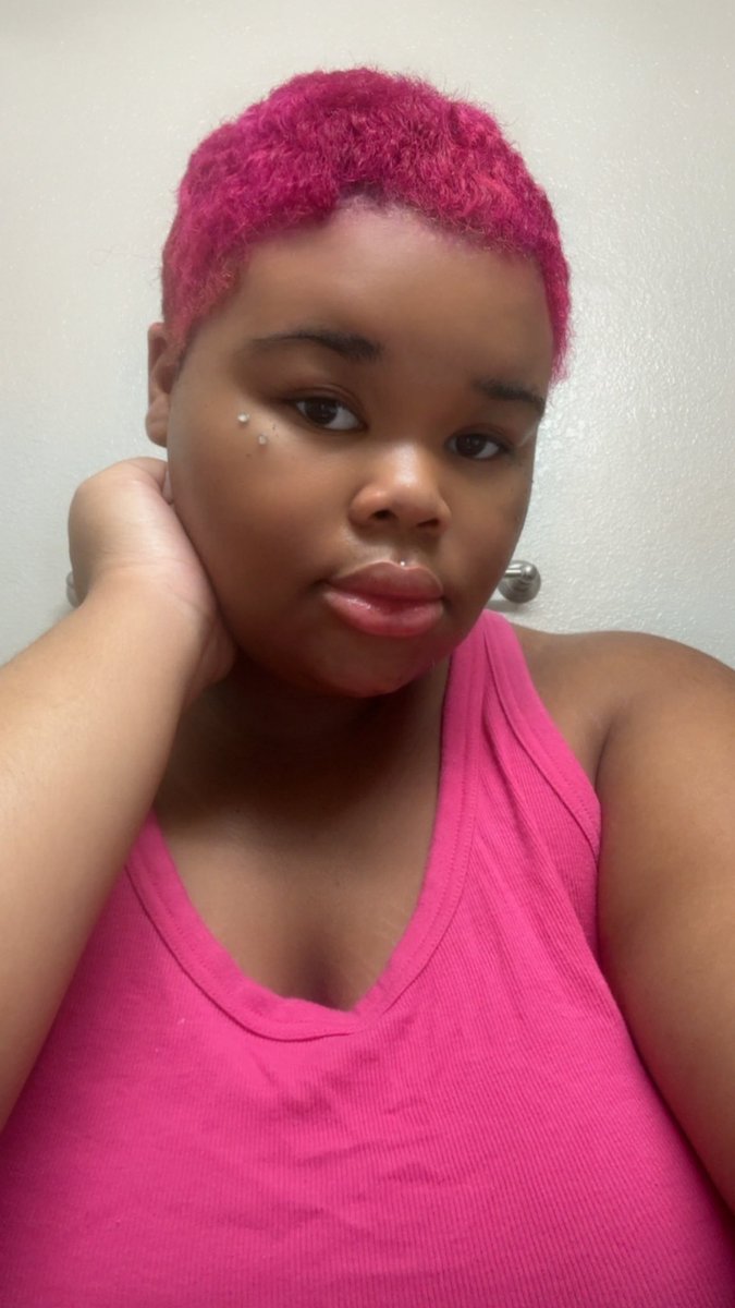 The1nonlysteezy's tweet photo. Hi 🩷 #teenage‌girls #ebonypyt #teenage‌r #ebonyteen https://t.co/K9JwzjjXNK