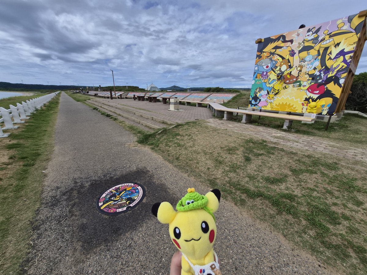 eriy1030's tweet photo. 昨日のポケふた巡り〜
日帰りだったから時間なさすぎて、厳選して行ってきた、もう1日いるわこれ
#ポケふた https://t.co/h15z6wJzz1