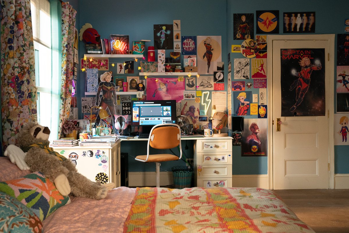 Marvel's tweet photo. the room of a 16 year old super hero https://t.co/d88dD1XsCm