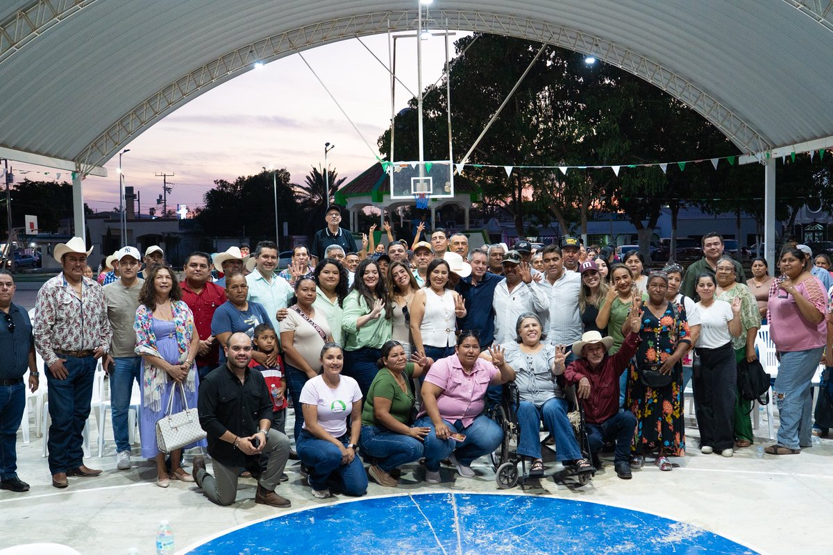 DelValleColosio's tweet photo. ¡Gracias, Bacobampo, por su cálido recibimiento!

Fue un gusto compartir esta asamblea con ustedes, escuchar sus inquietudes y reafirmar el compromiso de seguir trabajando de la mano por el #bienestar de la #comunidad 

¡Seguimos adelante! 🤝💚 https://t.co/qFvkqrFD0t