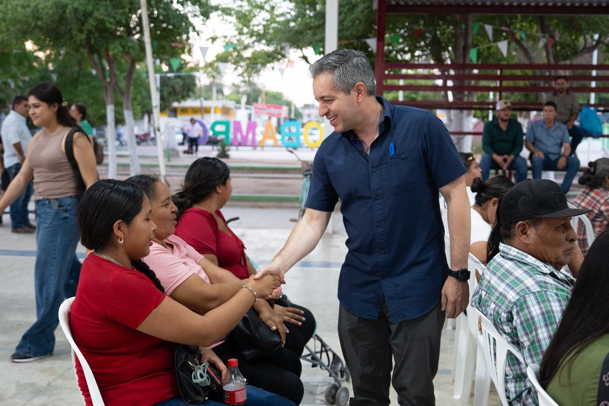 DelValleColosio's tweet photo. ¡Gracias, Bacobampo, por su cálido recibimiento!

Fue un gusto compartir esta asamblea con ustedes, escuchar sus inquietudes y reafirmar el compromiso de seguir trabajando de la mano por el #bienestar de la #comunidad 

¡Seguimos adelante! 🤝💚 https://t.co/qFvkqrFD0t