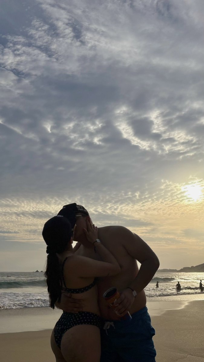michdeleons's tweet photo. 🌅🤍 https://t.co/x18RreJZCD