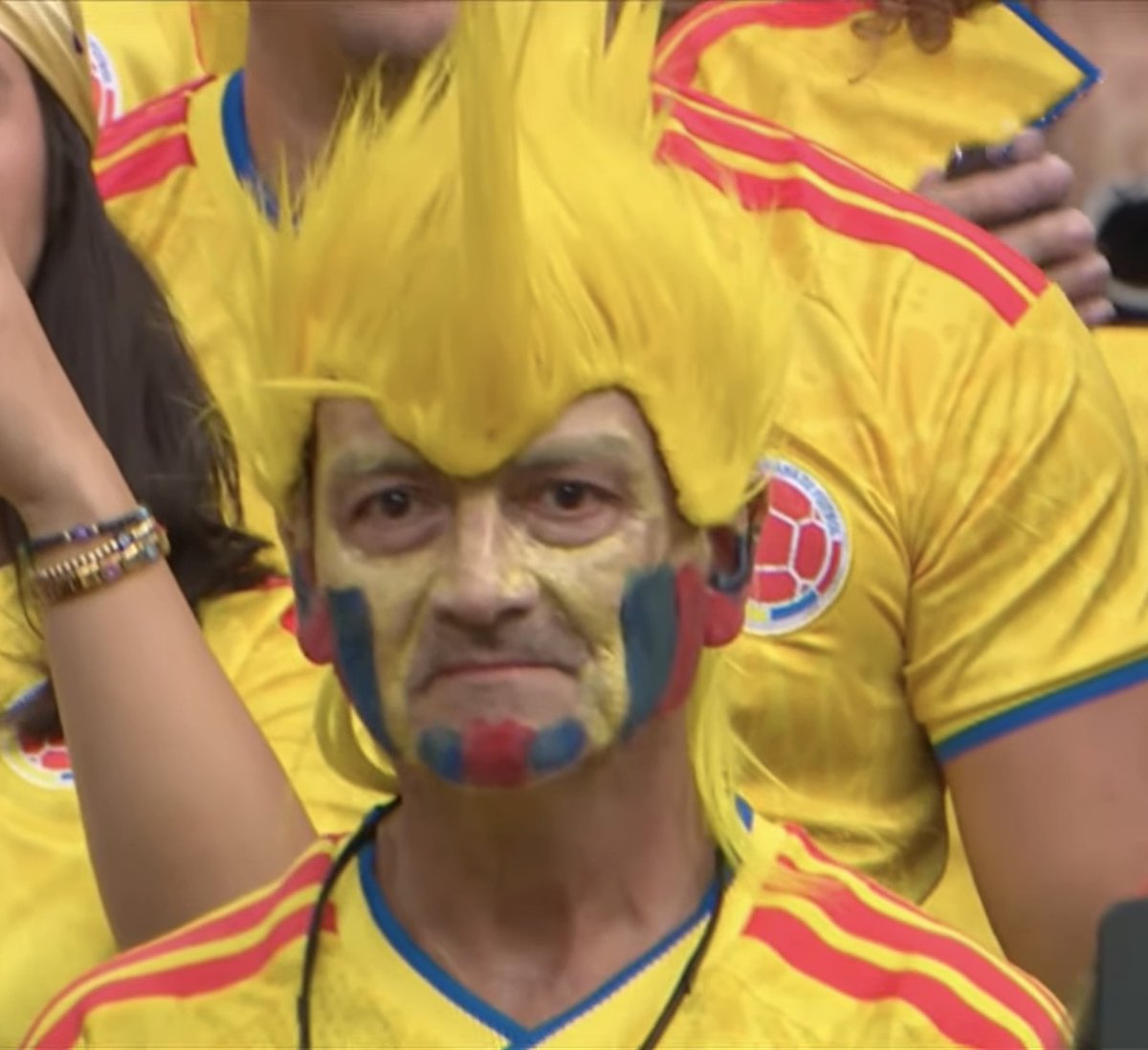 MenInBlazers's tweet photo. “I hope this email finds you well!”  

How this email finds me: https://t.co/ljHmvp9iAa
