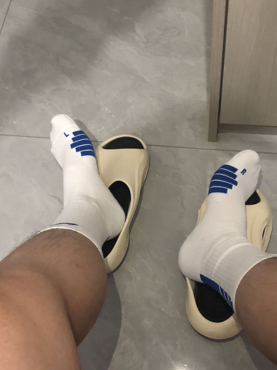 Yiun758's tweet photo. @Unbong_1 🌚 https://t.co/MAUX9cFuO4
