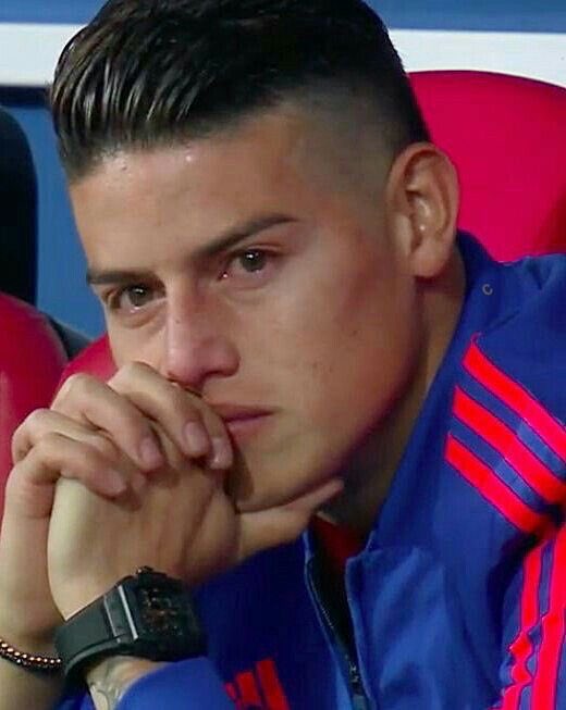 hothwxlls's tweet photo. Parce era el último mundial de mi capi, no estoy bien https://t.co/8Ndu5fnGP7