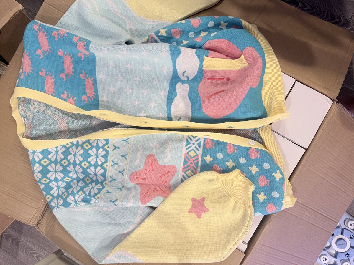 fiveboos's tweet photo. A ton of stuff going up for preorder Friday https://t.co/AO6f0nUUKL