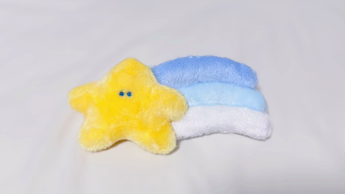 mofumofusekai's tweet photo. 七夕の次の日にやってきたのは…❕

のんびり屋な『ながれぼし』💫

「願い事が叶うまで
  僕がずーっとそばに居るからね！」 https://t.co/cC7nNQQQzH