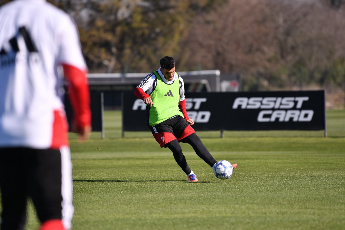 RiverPlate's tweet photo. 🔛💪 De vuelta al trabajo en River Camp📍 https://t.co/BUX7WDkhOw