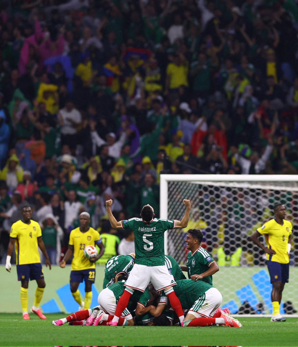 BlueCFM_'s tweet photo. Voy a decir un facto y me voy: 

A México le tocaba Suiza en Octavos y pasaba con los ojos cerrados. https://t.co/HXWO4JvqPu