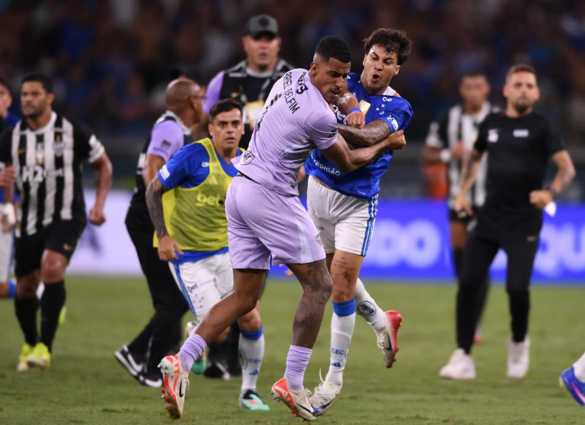 Jardizeiro61's tweet photo. @GaloPanico @Macacocec @Cruzeiro É mesmo? https://t.co/UxbZ8XfVMV