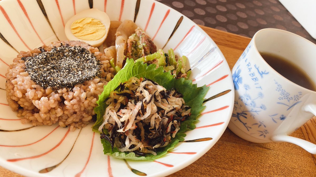miyuma_mac's tweet photo. おはよございます♪

#腸活献立私の朝ごはん 
#おうちごはん𓎩𓌉𓇋 
#薬膳コーディネーター https://t.co/uBJjuwmyUd