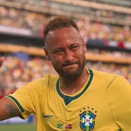 Lestayo's tweet photo. jogador da Seleção já tem tudo que um brasileiro sonha:

Dinheiro infinito. Fama mundial. A mulher que quiser.

Ele já ZEROU o jogo da vida. E ninguém sofre 90 minutos por um troféu que não muda nada.

🧵 Acompanha o fio e veja o salário de cada um https://t.co/LzigX2BGbO