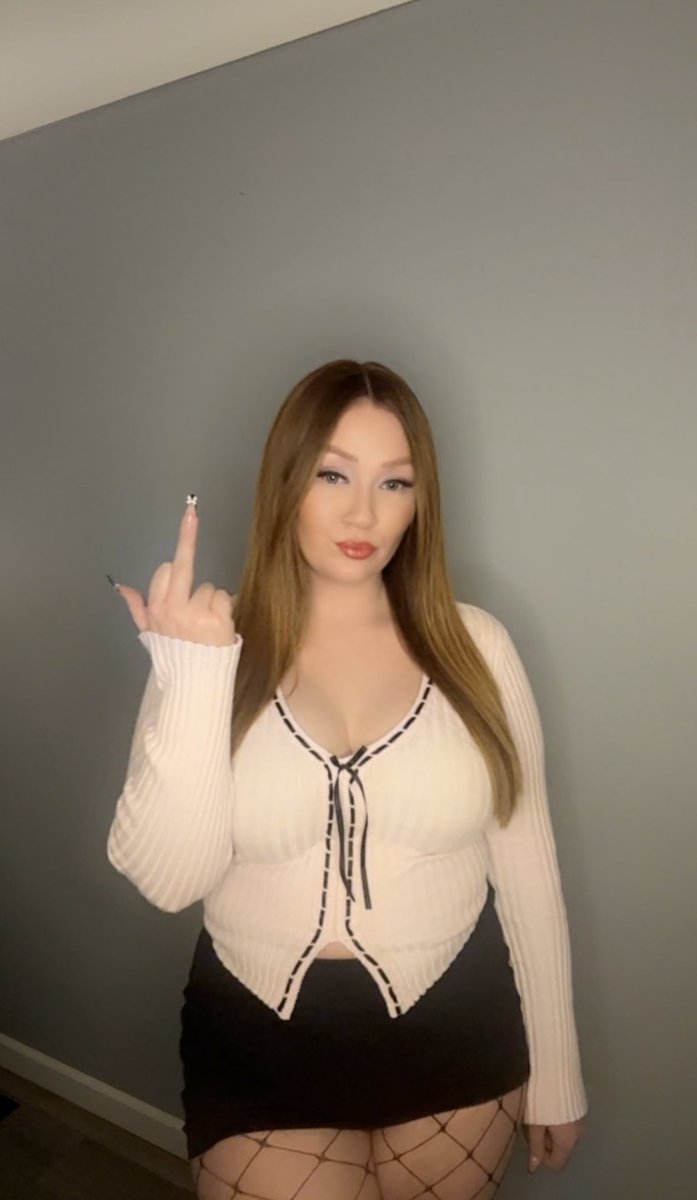 Findom_Riley_'s tweet photo. ❕❕R E T W E E T   G A M E ❕❕

$7/$7/$7
7 comments per person 💬
unlimited comments for me (duh)
24 hours ⏱️
deposit paid ☑️

Kolton’s sent well over $35k and he’s desperate for me to take more no matter how much it hurts 💸  help me make it hurt findom 🤍 https://t.co/dkLBCnyCmB