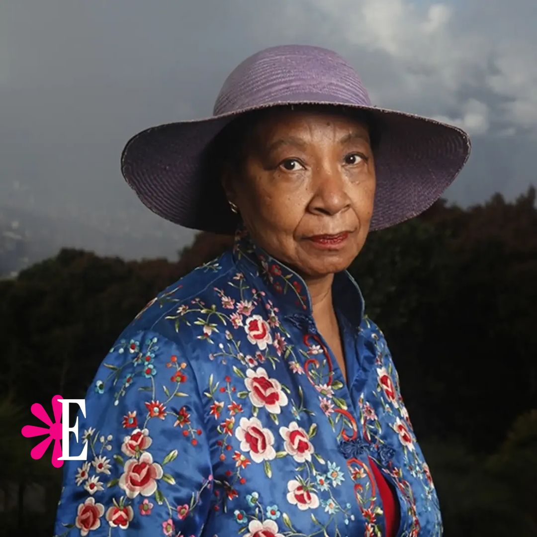 Estampas's tweet photo. #Estampas | Valerie Brathwaite, artista plástica nacida en Trinidad y Tobago y radicada en Caracas desde 1969, falleció  según reportes de prensa. A lo largo de más de cinco décadas, su producción transitó entre dibujos, grabados y esculturas: https://t.co/0VOfJS6ukQ #Cultura https://t.co/SxhebgxDUF