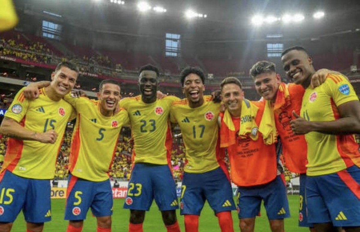 MabelLaraNews's tweet photo. Gracias mi @FCFSeleccionCol https://t.co/KG2JybElov
