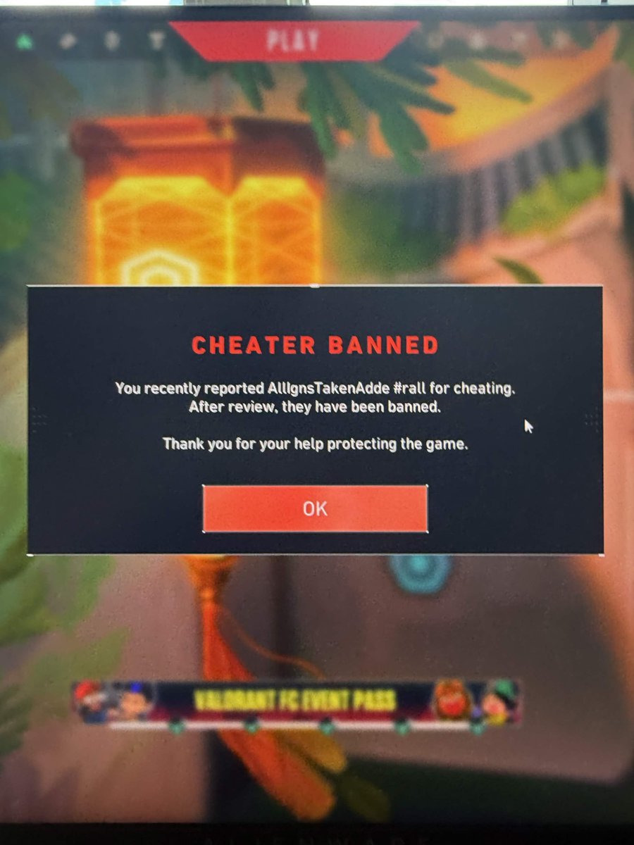 Lokided's tweet photo. Level 459 cheater infecting the ranked queues in North Cali' servers, nice. Also played a couple premier games aswell! Sweet. #valorant #valorantranked #cheater https://t.co/DYga2fq9lh
