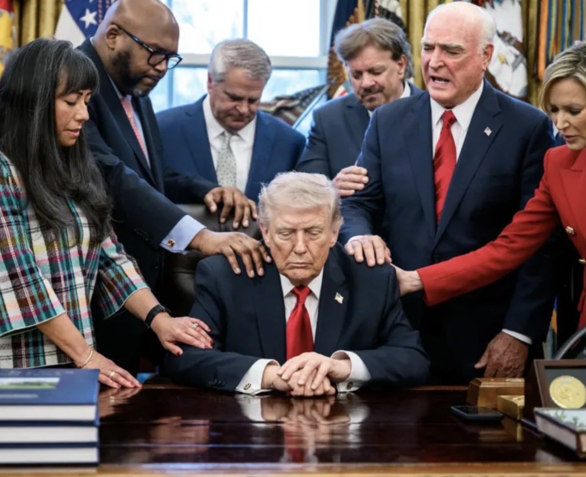 MAGAVoice's tweet photo. Dear Jesus Christ, please protect President Trump at all costs while he’s in Turkey. Please God. Amen https://t.co/oW38D3GXmf