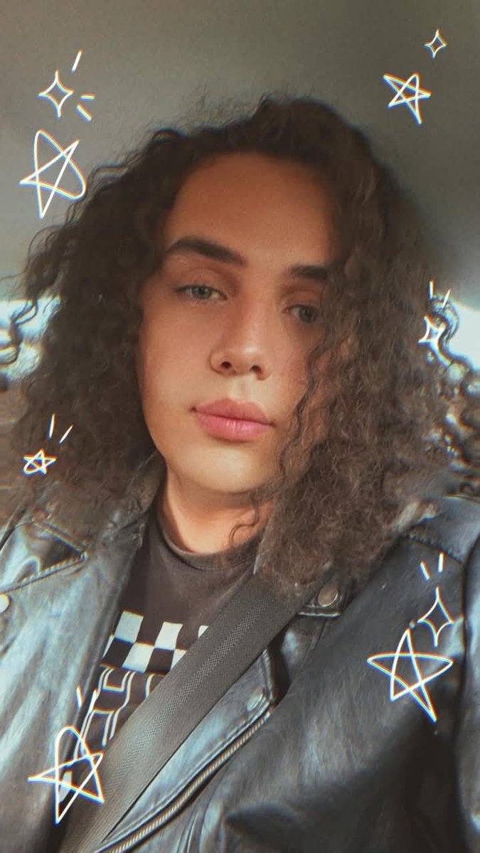 IzzyCabbit's tweet photo. anyways i actually love myself now so here's some photos of me looking cute and/or hot and/or like i'm on the way to fuck your dad 😌 https://t.co/7E3EctTdr4