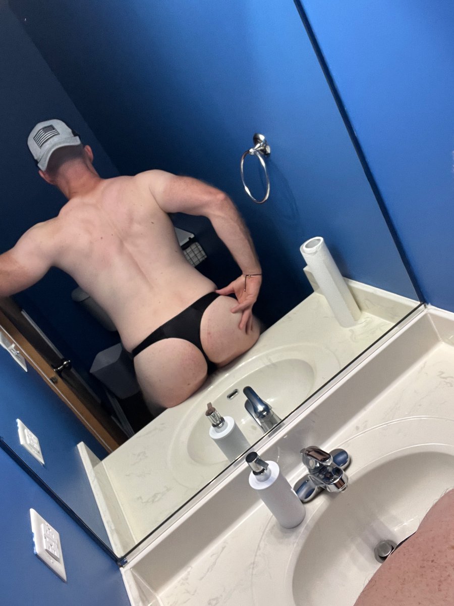 BadHh44's tweet photo. Post gym selfie https://t.co/WsU8ykiZGJ