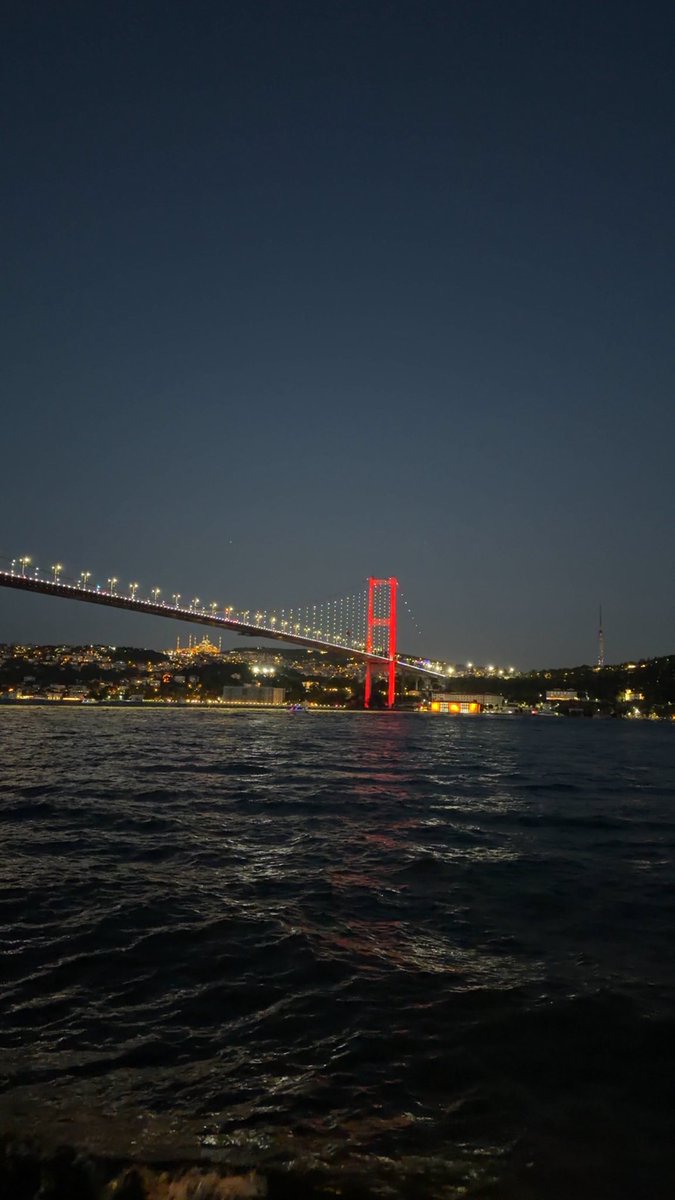 iiRAA98's tweet photo. Ortaköy 🇹🇷 https://t.co/PlfViiOGmx
