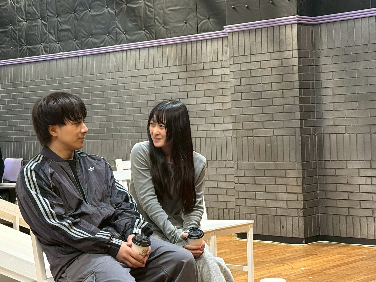 TopiaStage's tweet photo. #黎明ロマンティック 本番まであと10日を切りました!!!

稽古場写真もどんどんアップしてまいります📸

チケットは初日と千穐楽が残り僅か!!
無くなる前に是非🙇

💻公演特設サイト💻
https://t.co/5pV3Cr2mHw https://t.co/Q4BZka10AH