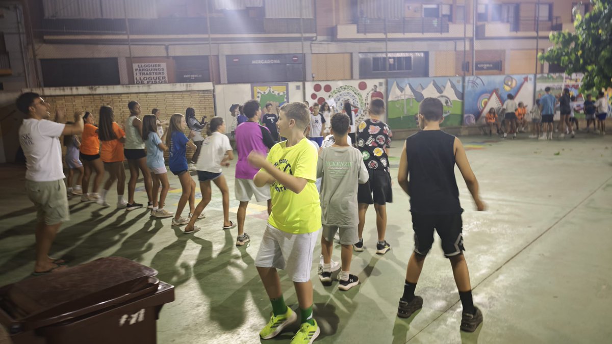 FCBQtecnic's tweet photo. CAMPUS |🏀Amb activitats de dia...i de nit!
@ciutatbalaguer https://t.co/BhrvStBIsC