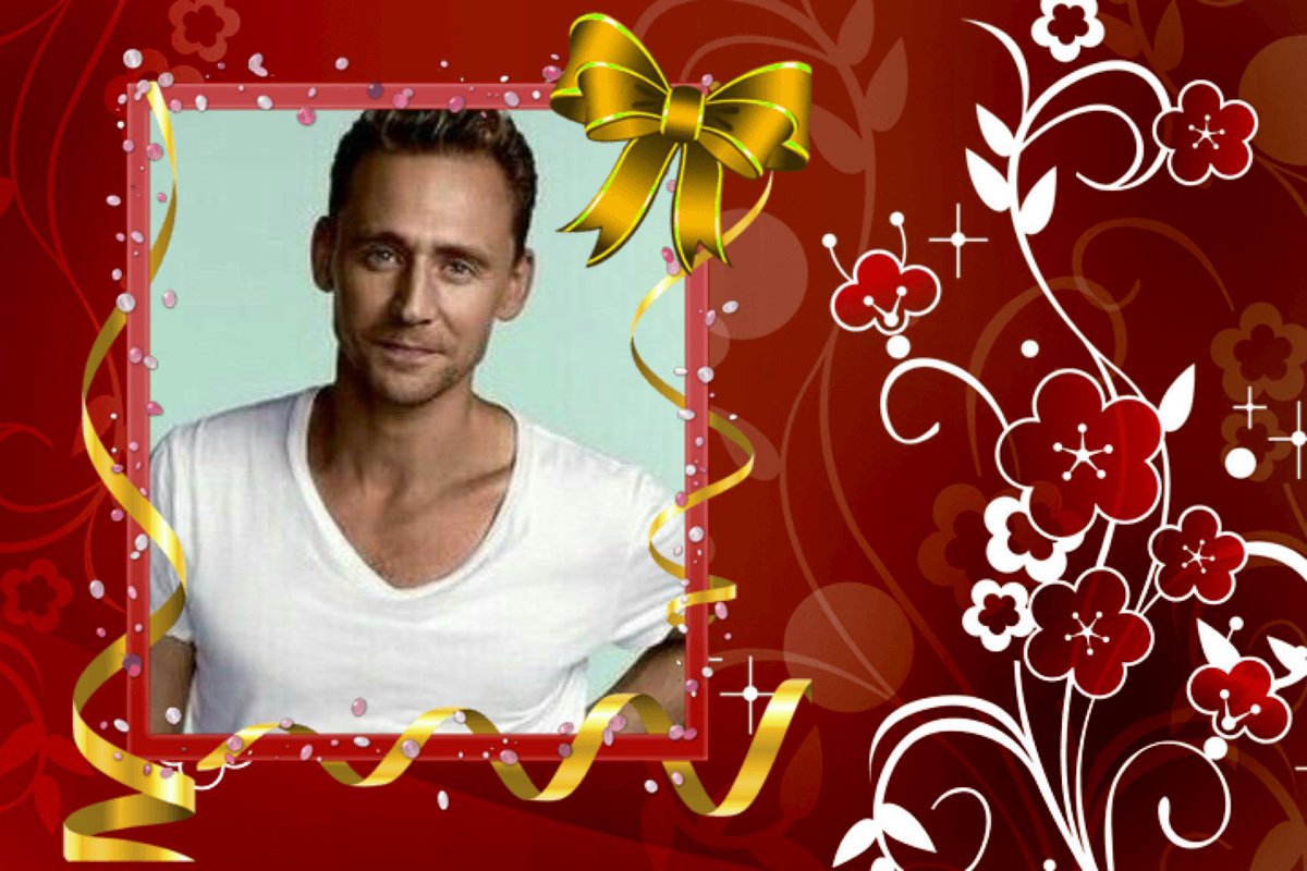 Laurakmonty's tweet photo. #TomHiddleston #HiddlesWednesday  #WhiteShirtWednesday #ChrisEvans #TeamPopcorn #GoodMorning @PeachyKeenBean7 @Laurakmonty @EvanRenStan @carolmkik @HiddlesDoctor @Anihelen @CallOfDutyEvans @TelaDrin @MargoPapillon @CanuckKris @DunlopTracey @dispereira https://t.co/TQ4fn8C1q2