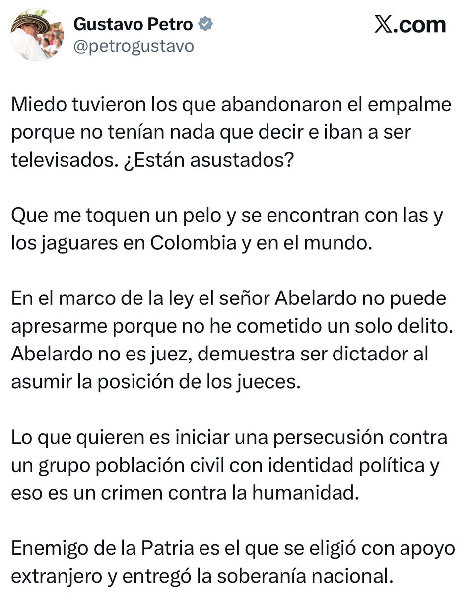 dmarcordoba's tweet photo. Este país no puede volver a elegir a una persona con problemas de adicciones. 

Este sujeto duró 4 años destruyendo el Estado y gozando de fiesta en fiesta. 

Hoy se presenta como mártir de la democracia que él mismo quiere destruir. https://t.co/sNxuhz6bNZ
