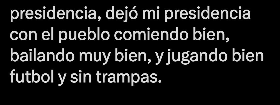 TaXiRock_'s tweet photo. @elyrxc Tenía que escribir "jugando bien fútbol" y nos dejo salados... https://t.co/igsHpKmLsL