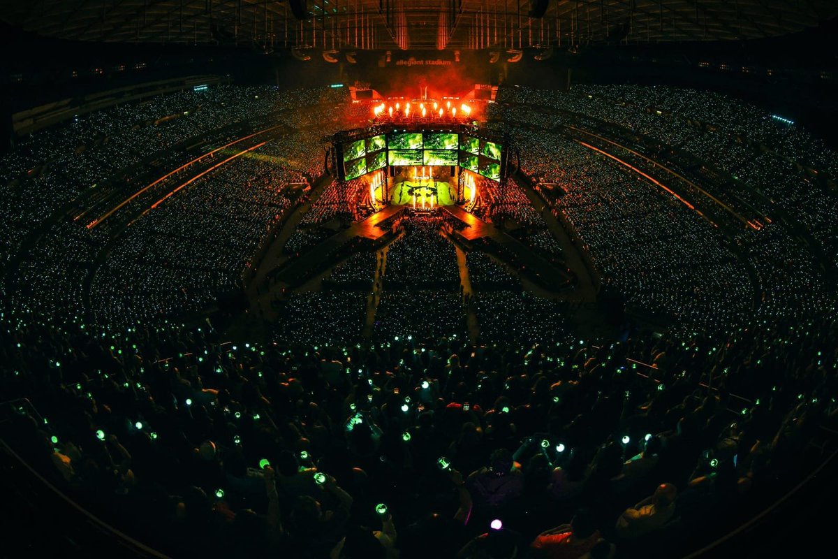 HYBE_Chart's tweet photo. BTS sets a new record as the 'ARIRANG' World Tour becomes the FASTEST tour by an Asian act to surpass 1 MILLION tickets sold.

Congratulations, BTS 🎉 https://t.co/2i4YwEm82D