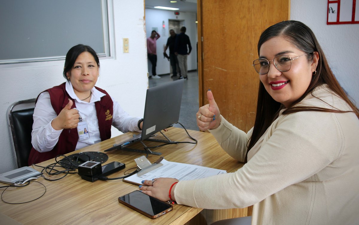 PENSIONISSSTE_'s tweet photo. 📢 ¡Estamos más cerca de ti!

Como parte de nuestro Programa de Vinculación "AFORE PENSIONISSSTE Contigo" 🤝, en colaboración con la Secretaría de Administración y Finanzas, ¡estamos en sus instalaciones! 🏢

🗓️ Del martes 7 al viernes 10 de julio
🕘 De 9:00 am a 3:00 pm

Te esperamos en el módulo para resolver todas tus dudas sobre tu ahorro y tu retiro. 💰📈

¿Quieres saber más de nuestro programa de vinculación? Escríbenos ✍️👇