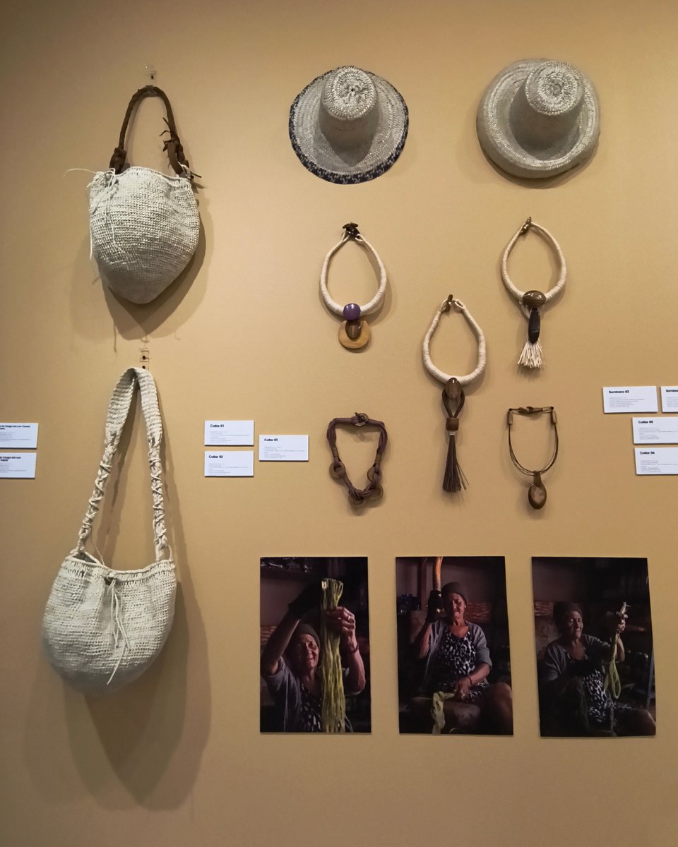 MNCP_DGCP's tweet photo. ¡Que no se te pase la exposición “Tramas y fibras: Tejidos y trenzados tradicionales de Bahía, Brasil”! 
Últimos días de esta muestra que reúne obras que provienen de 17 ciudades  de Bahía Brasil  
Museo Nacional de Culturas Populares
Av. Miguel Hidalgo 289, Del Carmen, Coyoacán https://t.co/nQK7lhJ36l
