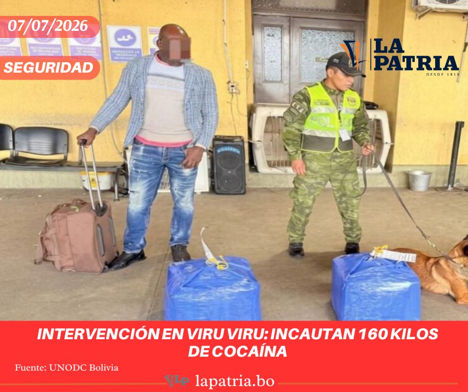 LaPatriaDigital's tweet photo. Agentes del Aeropuerto Internacional de Viru Viru interceptan más de 160 kg de cocaína en doble operativo de control.
https://t.co/1IReQJjLL8
#Intervención #ViruViru #Operativodecontrol https://t.co/rFreI2P4A7