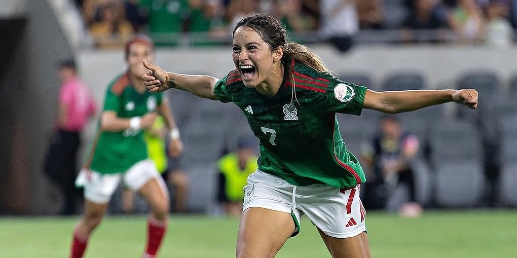 degai13's tweet photo. En Selección Nacional:
Es convocada desde 2022. 
Formo parte de la selección que ganó la medalla de oro en Santiago 2023.
Actualmente, es de las convocadas habituales de Pedro López en las eliminatorias. Su última convocatoria fue en abril 2025 contra Islas Virgenes. https://t.co/oJXCKi4MhD