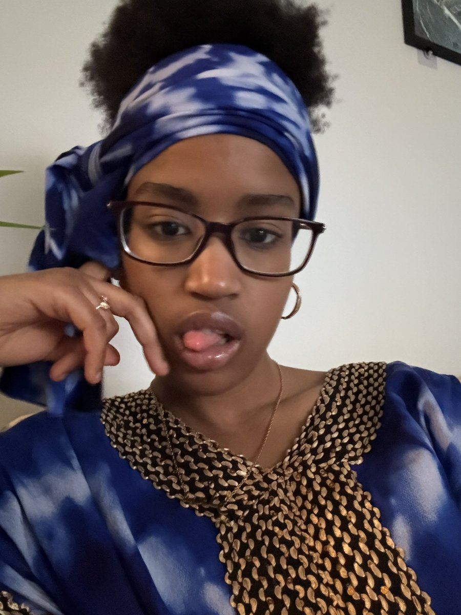 onlyluvkth's tweet photo. army selca day we uppppppp #amsd #army #armyselcaday #taehyung #bts #v https://t.co/I2jm67sl44