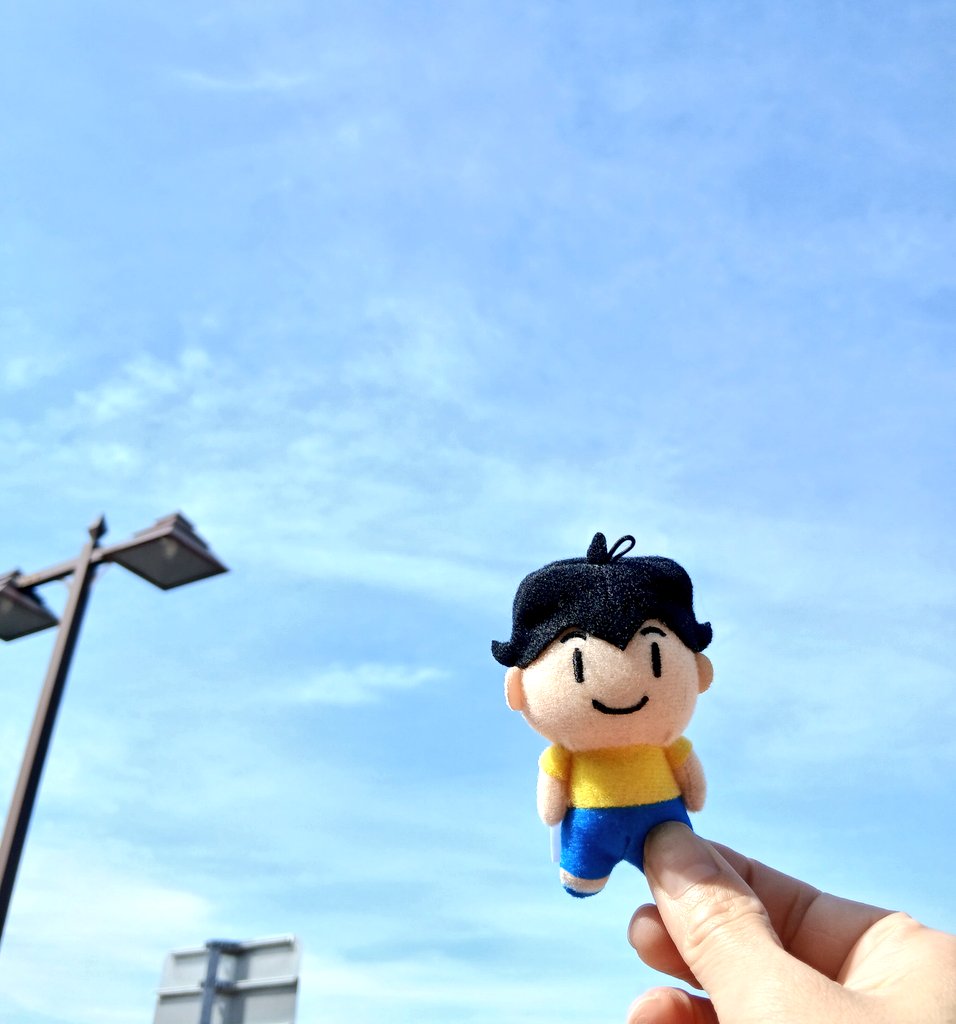 Ohagi0519's tweet photo. 7月は有休消化で前半は特になにもする事もない日々なので毎日朝から晩までBLドラマ三昧のクズ生活をしているのでもう人間には戻れないかとちょっと不安だったんですが、今朝ちゃんと髪を整えて化粧したらまだギリ人間としてやっていかれそう。そんな訳で今日は東京に舞台を観に行ってきます。 https://t.co/tVQSpkKyvR