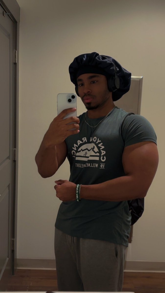 boybluebonnet's tweet photo. Yesterday’s pump 💪🏽 https://t.co/612dyYP8rr