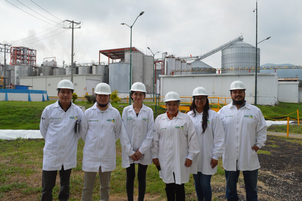 bamxMichoacan's tweet photo. 🚚💚 Acompañamos a Team Foods en el banderazo de salida de su primera donación y conocimos sus procesos operativos.

Gracias por sumarse como aliados en nuestra misión de rescatar alimentos y apoyar a quienes más lo necesitan 🤝
#BancoDeAlimentosMichoacán #TeamFoods https://t.co/w3wUdc9z3K