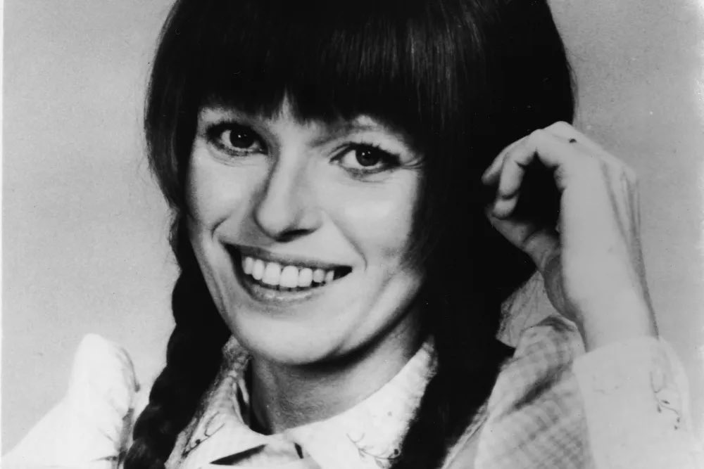 supermarcey's tweet photo. RIP Louise Lasser

This is not something I thought I would post, the legend has passed away. Please watch Blood Rage and Crimewave and enjoy her brilliant range as a performer. https://t.co/hxHl82APRG