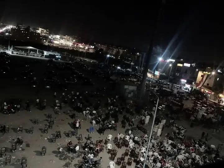 Mo31rM's tweet photo. اول مرة الاقي الشعب ده متفق على حاجة اول مرة نتلم ونقعد ونشجع بروح وثقة اول مرة نفرح ونزعل ونتقهر على نفس الحاجة صعبة اقسم بالله عمري ما هنسى اليوم ده كان نفسي الناس دي تفرح مرة وحدة في حياتهم والناس تروح مبسوطة حتى لو بلعبة تافهة زي الكورة الحاجة الوحيدة اللي بتفرحنا في البلد دي https://t.co/gcjZ1Jxv4h