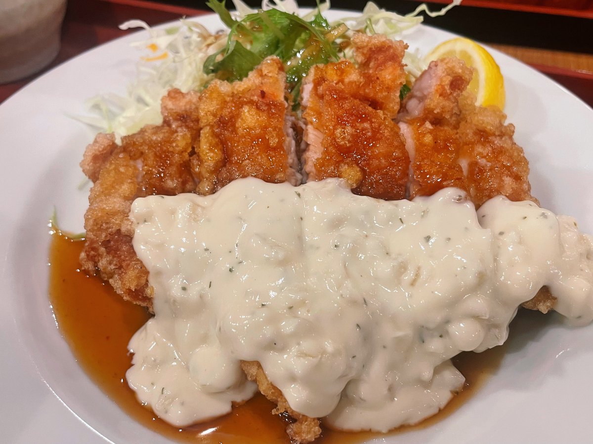 furidora's tweet photo. おはようございます🔅

#熊本市 の #イマソラ 天気は晴れ☀️

今日は #チキン南蛮の日 🍗
「チキン南（7）蛮（8）」の語呂合わせから制定されたそうです☺️

中の人はジョイフルのチキン南蛮が大好きです🥰

今日も1日がんばりましょう✨

#企業公式が朝の挨拶を言い合う
#企業公式相互フォロー https://t.co/wrLTwGKo3k