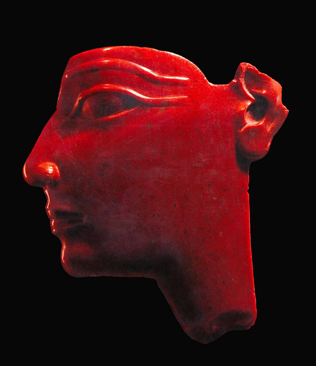 egyptomuseum's tweet photo. Red Jasper Human-Face Inlay 

New Kingdom, 18th Dynasty, c. 1500–1200 B.C.

From the collection of Norbert Schimmel, New York; bequeathed to The Israel Museum, Jerusalem. 91.71.236 https://t.co/LIRZHrSCYS