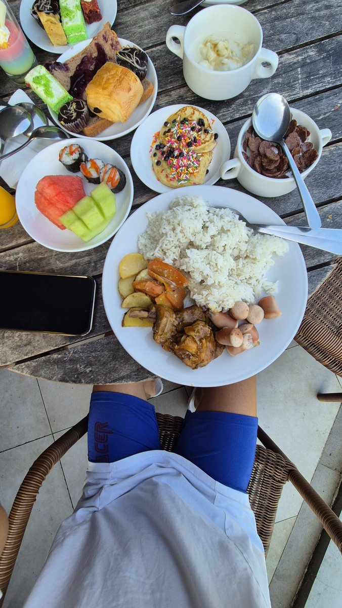 fitoooo23's tweet photo. pagi guys jangan lupa sarapan yaa https://t.co/l2zEO6F0Re