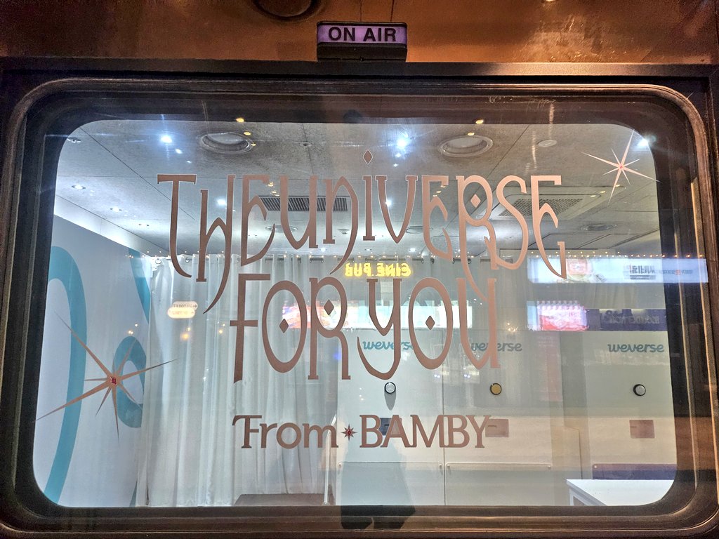 bamnuple's tweet photo. 헐  랩핑도 있어!!!!!!! https://t.co/913Lb0uglE